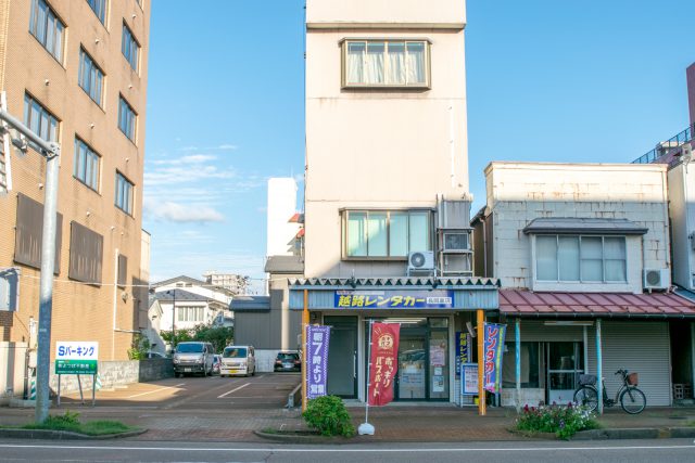 越路レンタカー長岡東店 外観