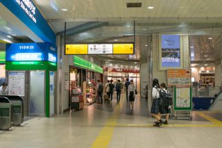 長岡駅改札前