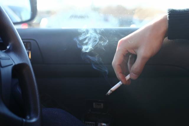 車内喫煙